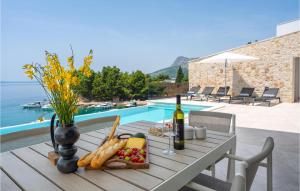 Beautiful Home In Omis With Kitchen