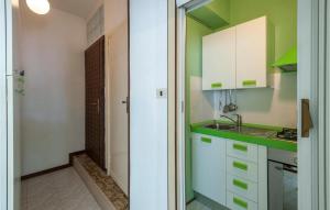 Gorgeous Apartment In Cattolica