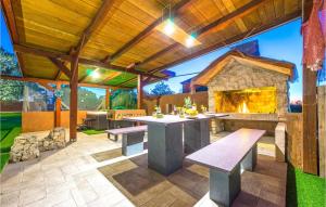 Beach Front Home In Vir