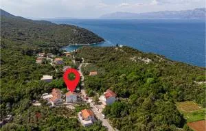 Lovely Apartment In Osobljava With Wifi - Osobjava
