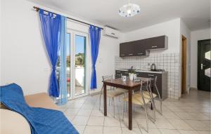 Beautiful Apartment In Stara Novalja 