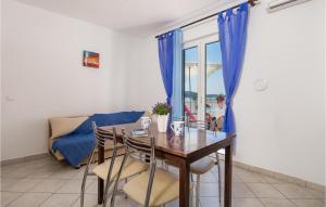 Beautiful Apartment In Stara Novalja 