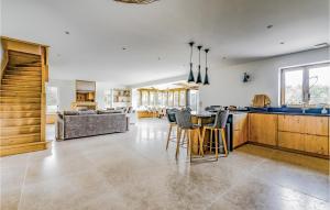 Maisons de vacances Cozy Home In Blancafort : photos des chambres