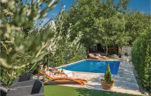 One-Bedroom Holiday Home In Klek - 内乌姆