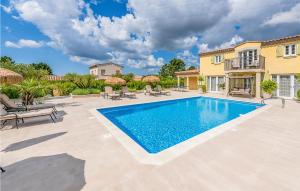 Maisons de vacances Gorgeous Home In Grimaud With Wifi : photos des chambres