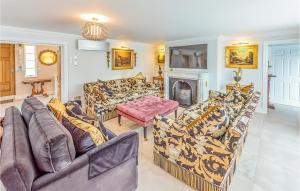 Gorgeous Home In Grimaud With Wifi