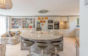 Maisons de vacances Gorgeous Home In Grimaud With Wifi : photos des chambres