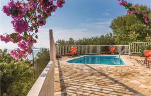 Three-Bedroom Apartment In Podaca