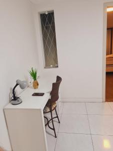 Casa duplex, 400m da praia e 13min do Beto Carrero