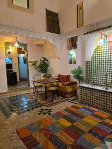 Riad Mounadim Fes -Authentic Riad Luxury Fes