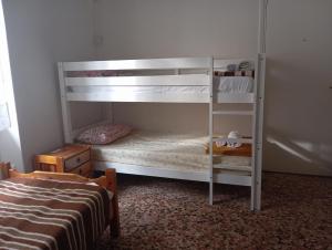 White Bunk Bed in dorm 5 from metro