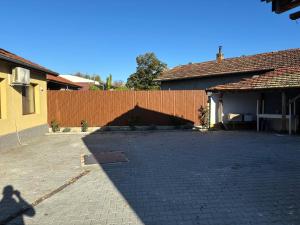 КЪЩА ЗА ГОСТИ Раковска 97