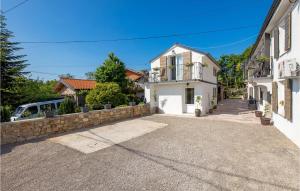 2 Bedroom Cozy Home In Jurdani