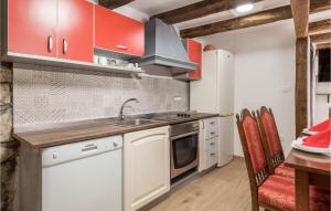 2 Bedroom Cozy Home In Jurdani 