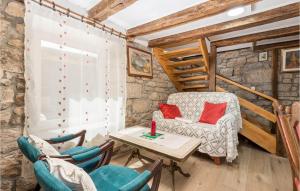 2 Bedroom Cozy Home In Jurdani 