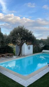 Villa de charme avec piscine 5 min dAvignon