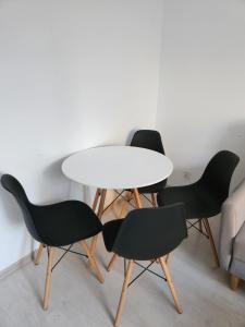 Dwupokojowe przytulne mieszkanie Cozy Dabrowa