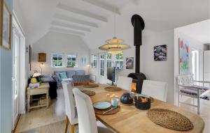2 Bedroom Beautiful Home In Nykøbing Sj
