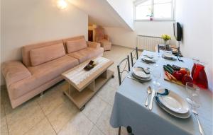 1 Bedroom Awesome Apartment In Pula