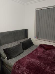 2 bedroom Flat - Barking Town