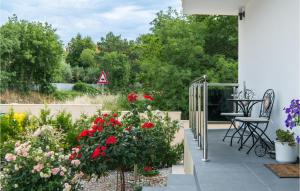 Lovely Home In Labin With Wifi