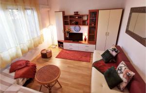 Two-Bedroom Holiday Home In Pula
