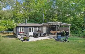 Two-Bedroom Holiday Home In Ronne - 阿纳格