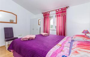 2 Bedroom Stunning Apartment In Pula