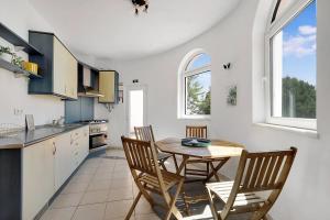 Arrifana Ocean View Villa