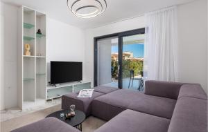Nice Apartment In Malinska With Wifi 