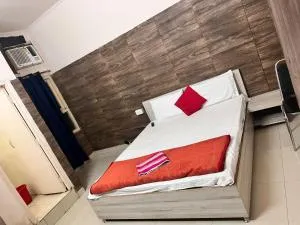 Hotel crown plaza - Rudrapur