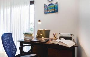 2 Bedroom Lovely Apartment In Rovinj