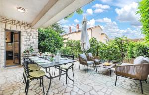 Lovely Apartment In Fazana With Wifi 