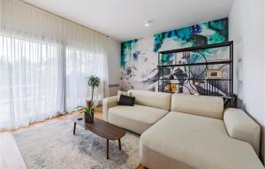 Lovely Apartment In Fazana With Wifi 