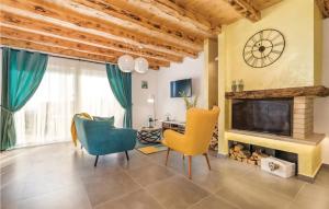 Awesome Home In Moscenicka Draga 