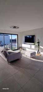 Villas Villa moderne avec piscine privee : photos des chambres