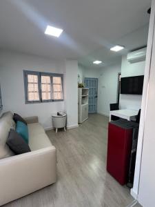 Acogedora y moderna casa en pueblo