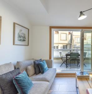 APARTAMENTO PLAYA SILGAR - VUT-50 m PLAYA CON 2 GARAJES Y 3 DORMITORIOS - 4hvězdičkové hotely ve městě Sanxenxo