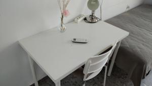 BNB LOLA - Habitacion con Baño privado en el pasillo y aire acondicionado