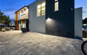 Pet Friendly Home In Vodice With Sauna