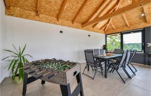 Pet Friendly Home In Vinica Breg