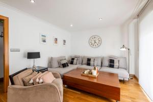 APARTAMENTO TURISTICO A 140 M PLAYA CANELIÑAS- Portonovo- 2 Habitaciones 5 pax 202