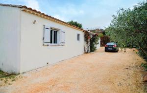 Nice Home In La Capelle-Et-Masmolèn