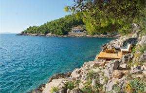 Holiday Home Gdinj With Sea View I