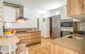 Awesome Home In Torrox With Wifi