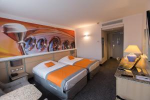 Hotels Hotel Le Paddock : photos des chambres