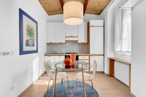 The house of via muratori 6