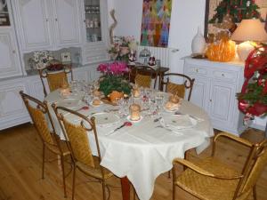 Maisons d'hotes Chateau Bily B&B Hotel : photos des chambres