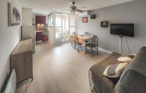 1 Bedroom Lovely Apartment In Agde