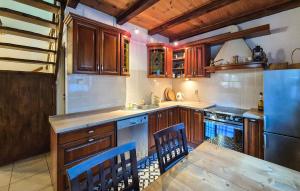 3 Bedroom Beautiful Home In Pogorzelica